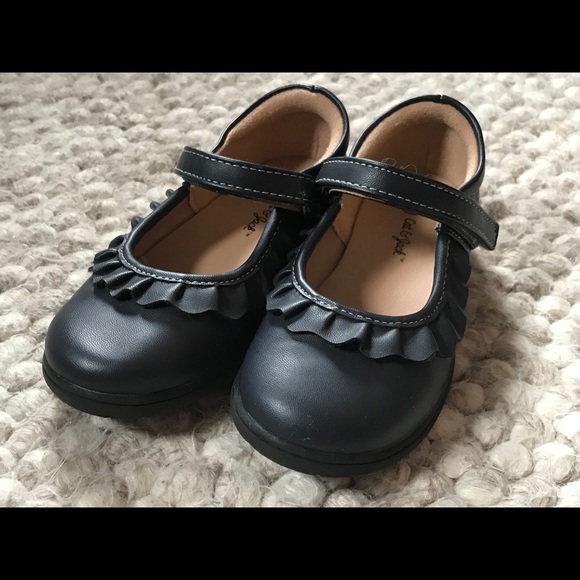 Girl’s Mary Jane Shoes - Picture 5 of 7